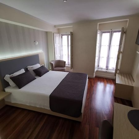 Hotel Residencial Dora Braga Buitenkant foto